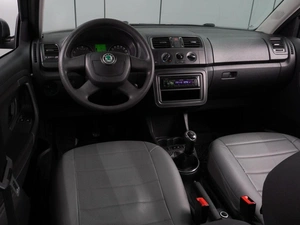 Хетчбэк Skoda Fabia 2012 года, 729000 рублей, Воронеж