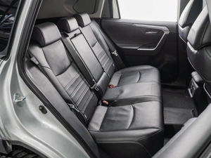 Внедорожник Toyota RAV4 2021 года, 3799000 рублей, Тюмень