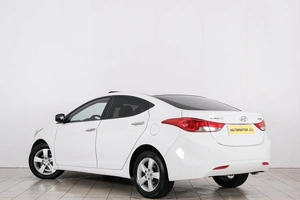 Седан Hyundai Avante 2010 года, 899000 рублей, Красноярск