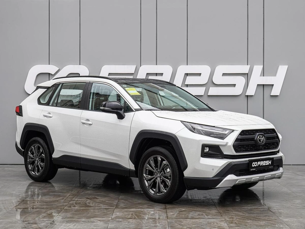 Внедорожник Toyota RAV4 2025 года, 4090000 рублей, Краснодар
