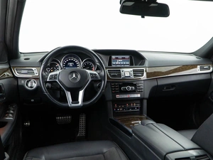 Седан Mercedes-benz E-класс 2013 года, 2421444 рублей, Москва