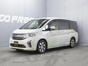 Минивэн Honda Stepwgn 2016 года, 1700000 рублей, Омск