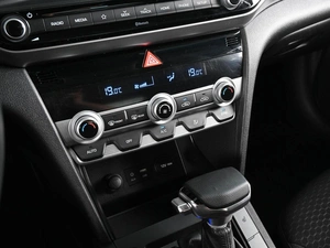 Седан Hyundai Elantra 2020 года, 1839000 рублей, Аксай