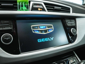 Внедорожник Geely Atlas 2018 года, 1530000 рублей, Красноярск