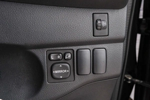 Минивэн Toyota bB 2013 года, 989000 рублей, Красноярск