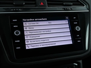 Внедорожник Volkswagen Tiguan 2018 года, 1799077 рублей, Москва