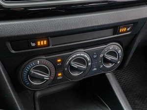 Седан Mazda 3 2013 года, 1100000 рублей, Краснодар