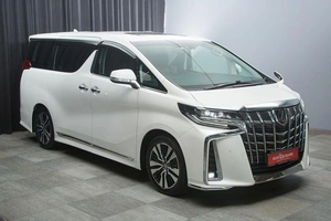 Минивэн Toyota Alphard 2019 года, 4445000 рублей, Красноярск