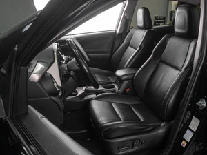 Внедорожник Toyota RAV4 2017 года, 2339000 рублей, Тюмень