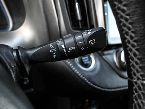Внедорожник Toyota RAV4 2013 года, 1859000 рублей, Кирилловка