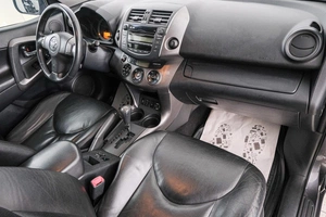 Внедорожник Toyota RAV4 2009 года, 1499000 рублей, Красноярск