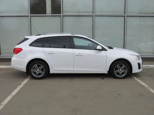Универсал Chevrolet Cruze 2014 года, 800000 рублей, Брянск