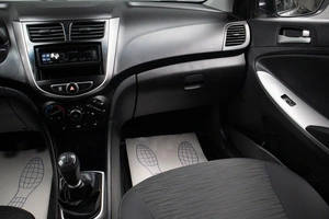 Седан Hyundai Solaris 2014 года, 749000 рублей, Оренбург