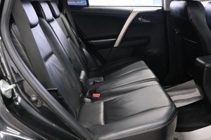 Внедорожник Toyota RAV4 2012 года, 1649000 рублей, Омск