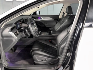 Седан Hongqi H5 2024 года, 2700000 рублей, Санкт-Петербург