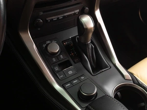Внедорожник Lexus NX 2015 года, 2679000 рублей, Тюмень