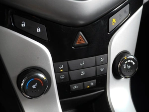 Хетчбэк Chevrolet Cruze 2012 года, 829000 рублей, Воронеж