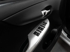 Седан Toyota Corolla 2010 года, 1019000 рублей, Тюмень