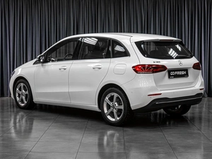 Хетчбэк Mercedes-benz B-класс 2019 года, 2359000 рублей, Тюмень