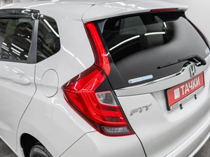 Хетчбэк Honda Fit 2018 года, 1125000 рублей, Красноярск