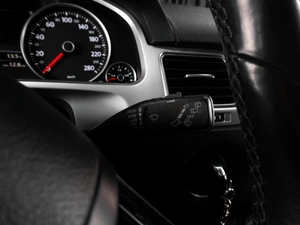 Внедорожник Volkswagen Touareg 2016 года, 3289000 рублей, Тюмень