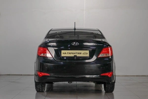 Седан Hyundai Solaris 2014 года, 899000 рублей, Челябинск