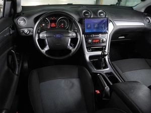 Седан Ford Mondeo 2012 года, 897000 рублей, Воронеж