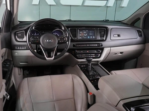 Минивэн Kia Carnival 2016 года, 2597000 рублей, Воронеж