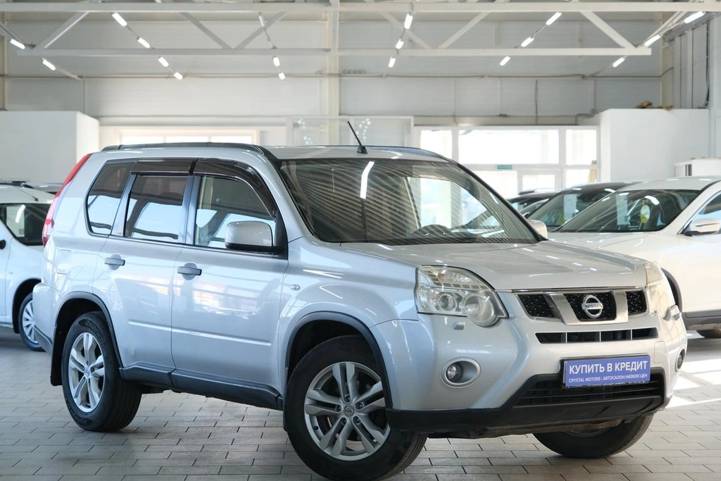 Внедорожник Nissan X-Trail 2012 года, 1319000 рублей, Омск