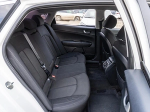 Седан Kia Optima 2017 года, 1499000 рублей, Саратов