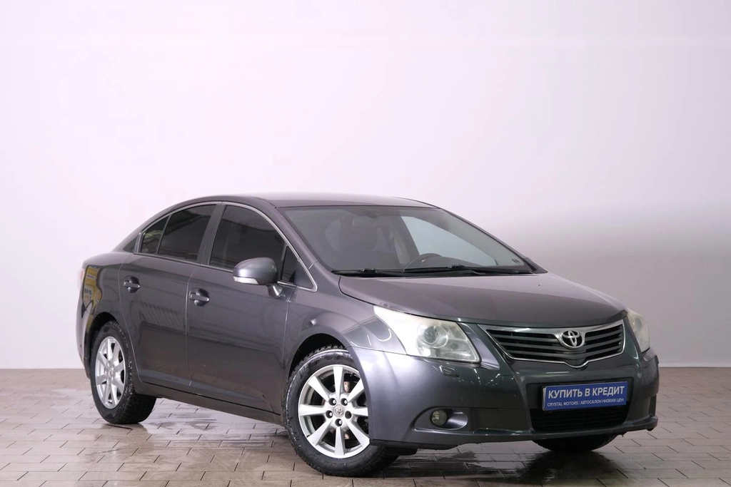 Седан Toyota Avensis 2009 года, 1179000 рублей, Омск