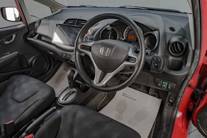 Хетчбэк Honda Fit 2011 года, 989000 рублей, Челябинск