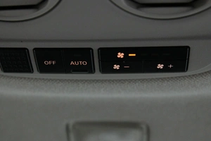 Минивэн Nissan Presage 2003 года, 678000 рублей, Солонцы