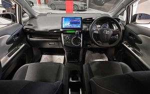 Минивэн Toyota Wish 2009 года, 1297000 рублей, Красноярск