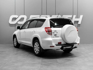 Внедорожник Toyota RAV4 2011 года, 1820000 рублей, Тюмень