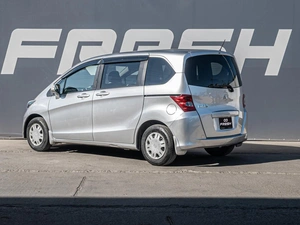 Минивэн Honda Freed 2010 года, 1090000 рублей, Краснодар