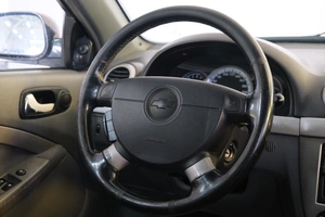 Хетчбэк Chevrolet Lacetti 2009 года, 529000 рублей, Омск