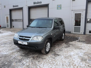 Внедорожник Chevrolet Niva 2016 года, 745000 рублей, Железногорск