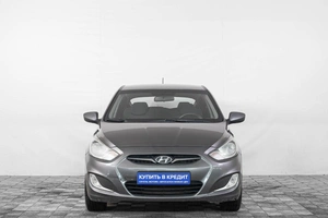 Хетчбэк Hyundai Solaris 2011 года, 879000 рублей, Кемерово