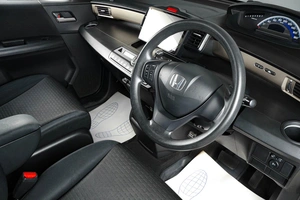 Минивэн Honda Freed 2010 года, 879000 рублей, Тюмень