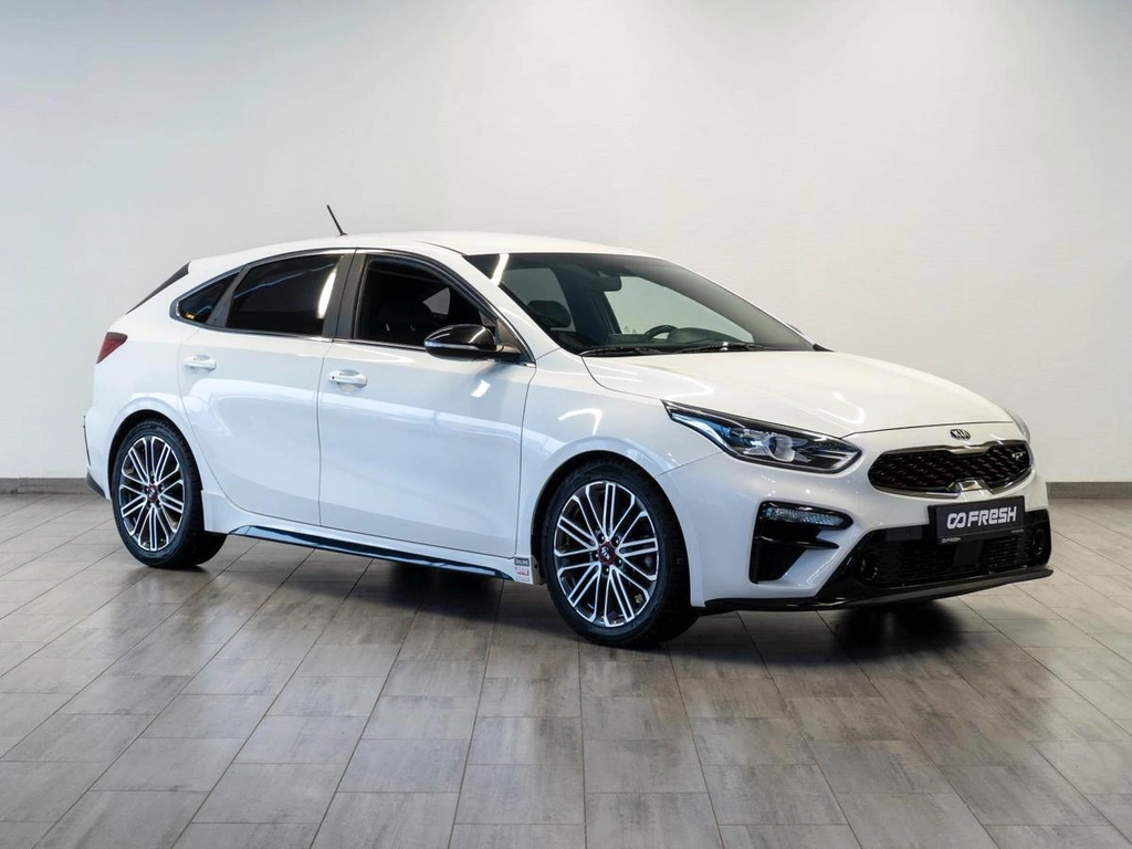 Хетчбэк Kia K3 2021 года, 2568000 рублей, Саратов