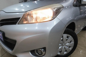 Хетчбэк Toyota Vitz 2013 года, 699000 рублей, Новокузнецк