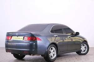 Седан Honda Accord 2004 года, 839000 рублей, Омск