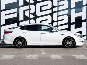 Седан Kia Optima 2016 года, 1640000 рублей, Краснодар