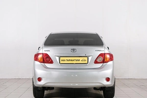 Седан Toyota Corolla 2007 года, 739000 рублей, Красноярск