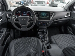 Седан Hyundai Solaris 2022 года, 1949000 рублей, Саратов
