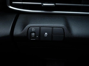 Седан Hyundai Elantra 2021 года, 2080000 рублей, Краснодар