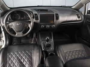 Седан Kia Cerato 2013 года, 1110000 рублей, Омск