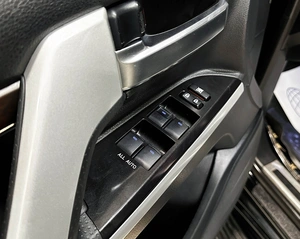 Внедорожник Toyota Land Cruiser 2016 года, 5887000 рублей, Красноярск