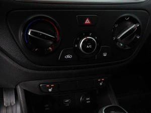 Седан Hyundai Solaris 2019 года, 1530000 рублей, Минеральные Воды